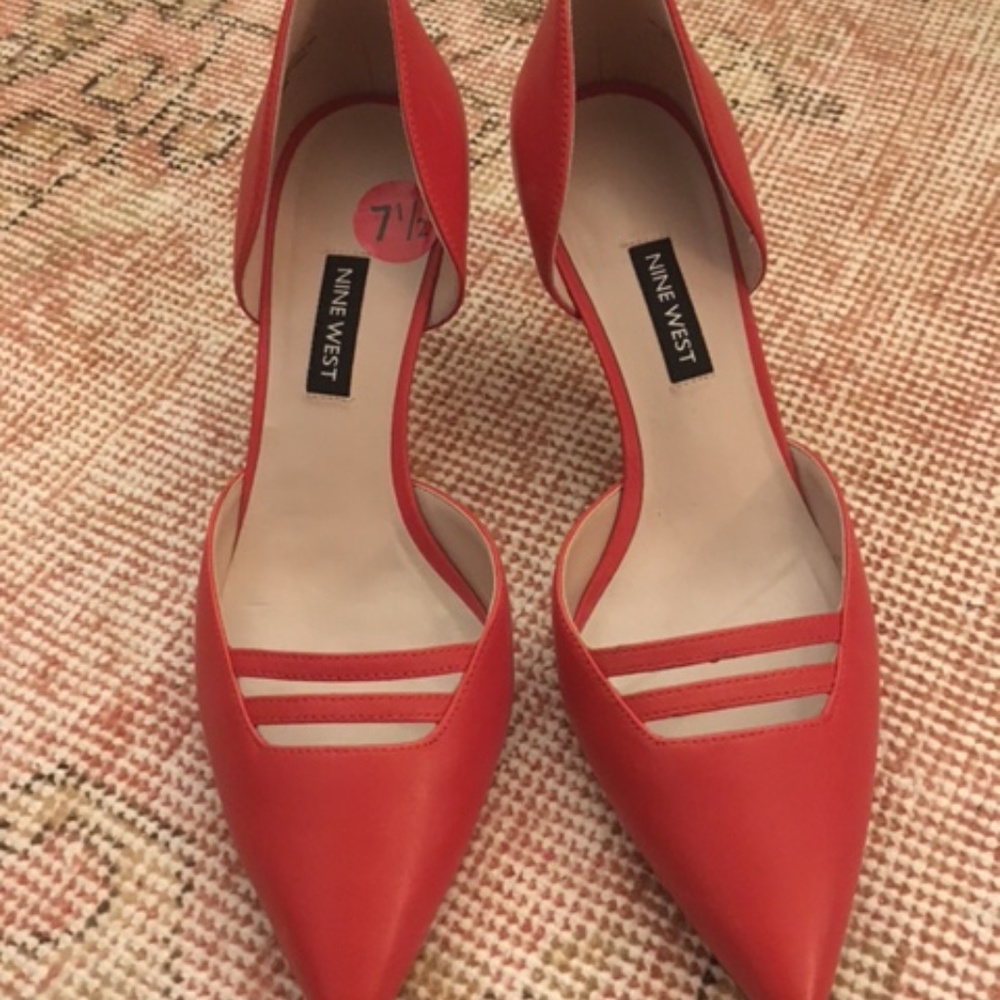 NWT Nine West Red Coral Leather Pumps